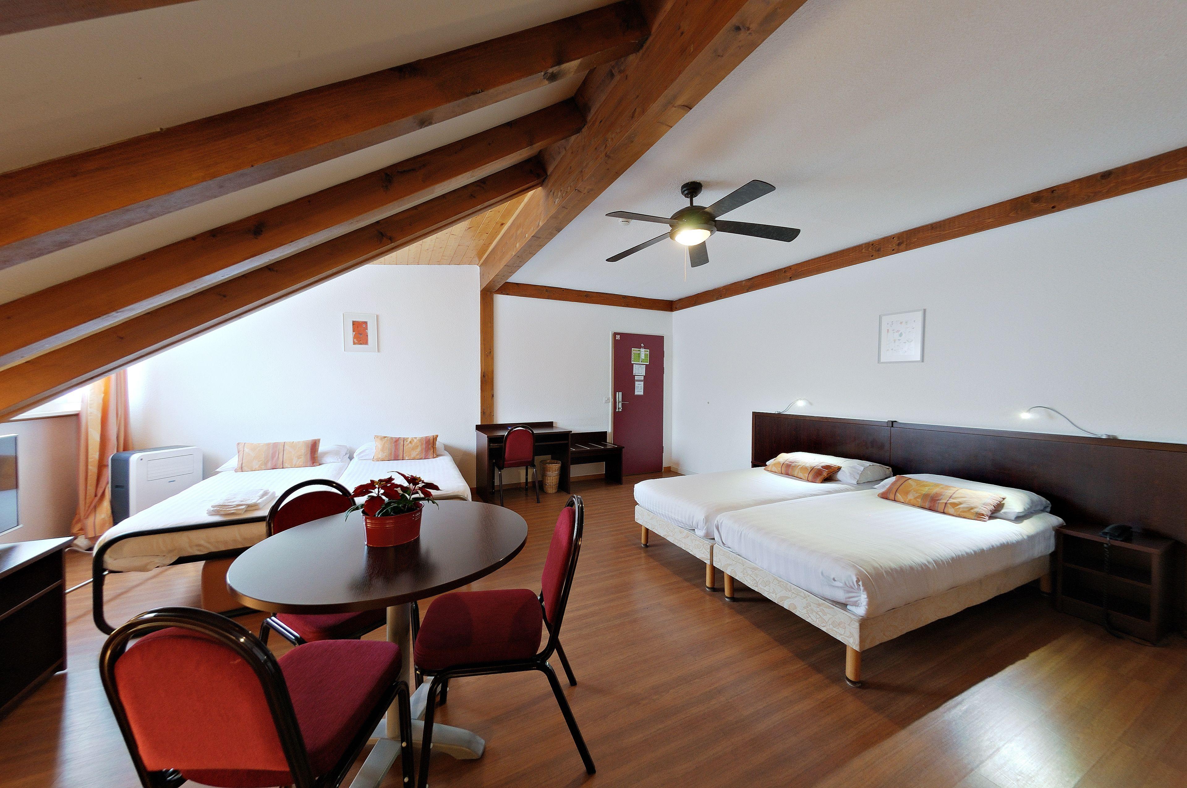 Hotel Calvy 3*