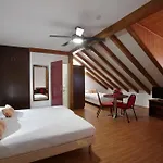 Calvy Hotel 3*