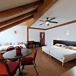 Hotel Calvy 3*