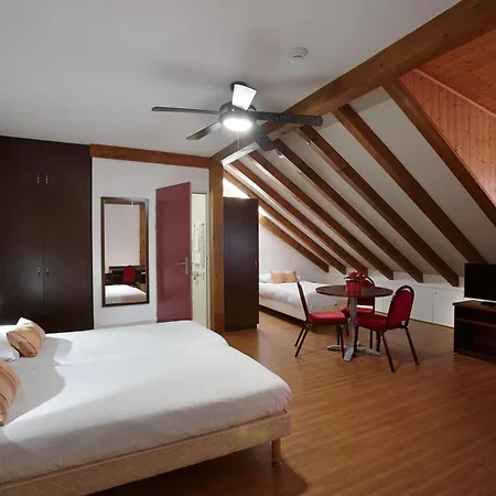 Calvy Hotel 3*