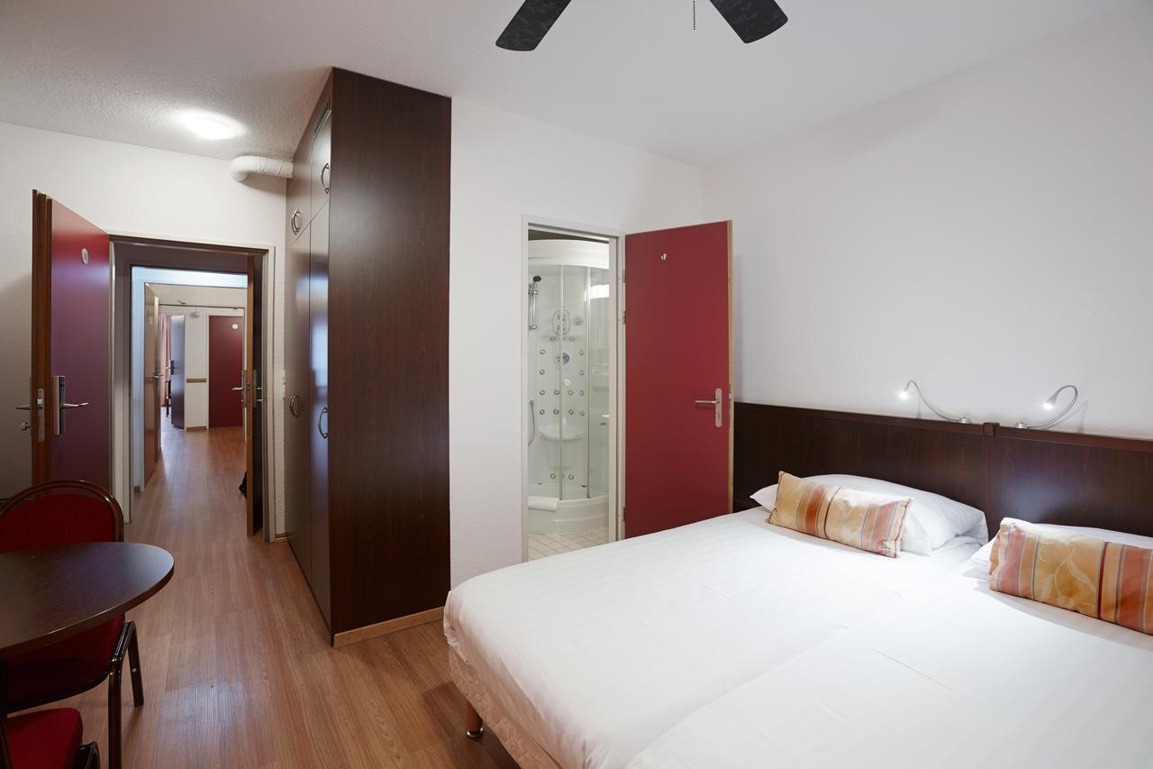 Hotel Calvy 3*